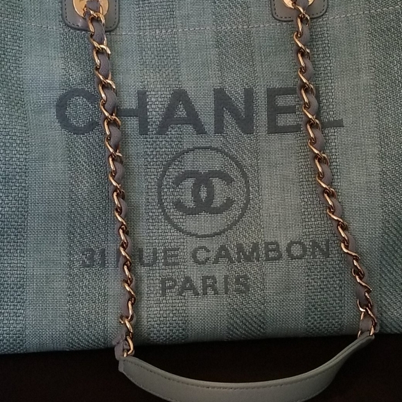 SOLD 💗 Chanel Deauville Large Teal - Picture 2 of 5